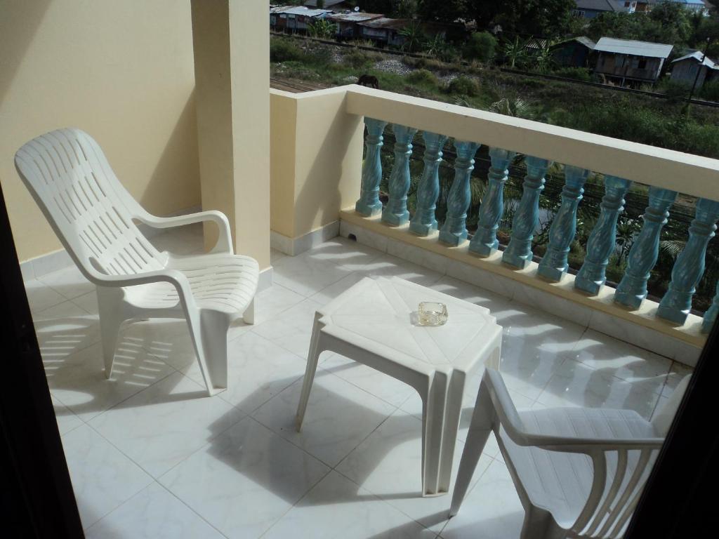 Donkey'S Rest Hotel Hua Hin Exterior photo